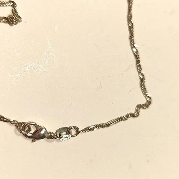 Vintage Navajo Sterling silver bear necklace - Picture 6 of 6